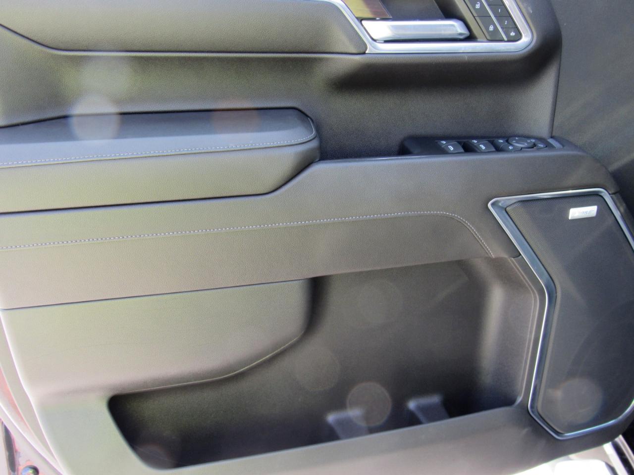 GMC Sierra 1500 SLT Crew Cab 4WD 2023