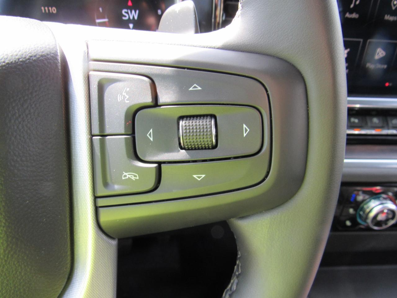 GMC Sierra 1500 SLT Crew Cab 4WD 2023