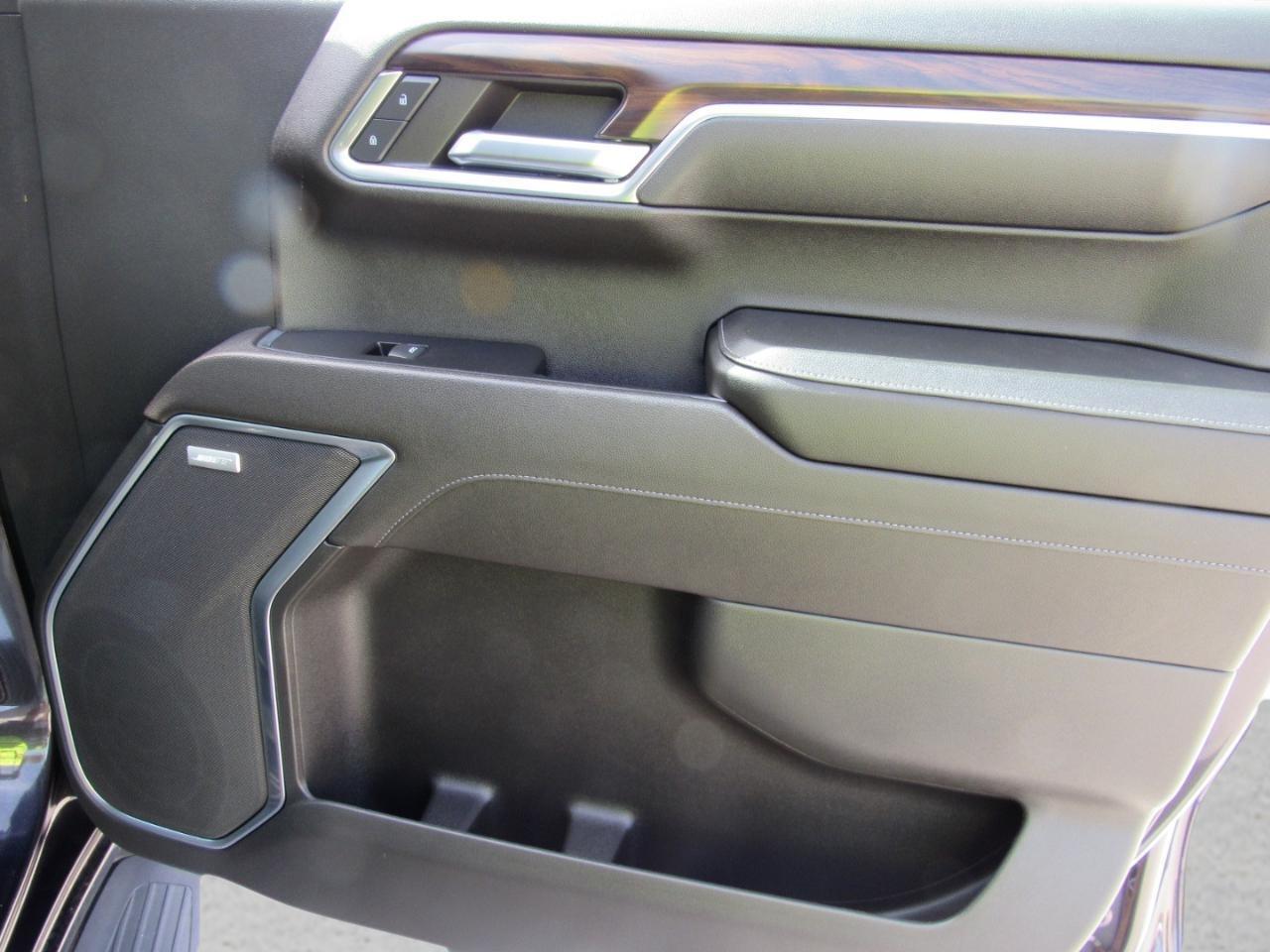 GMC Sierra 1500 SLT Crew Cab 4WD 2023