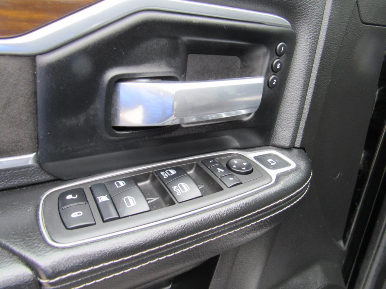 RAM 2500 Laramie Crew Cab 4WD 2022