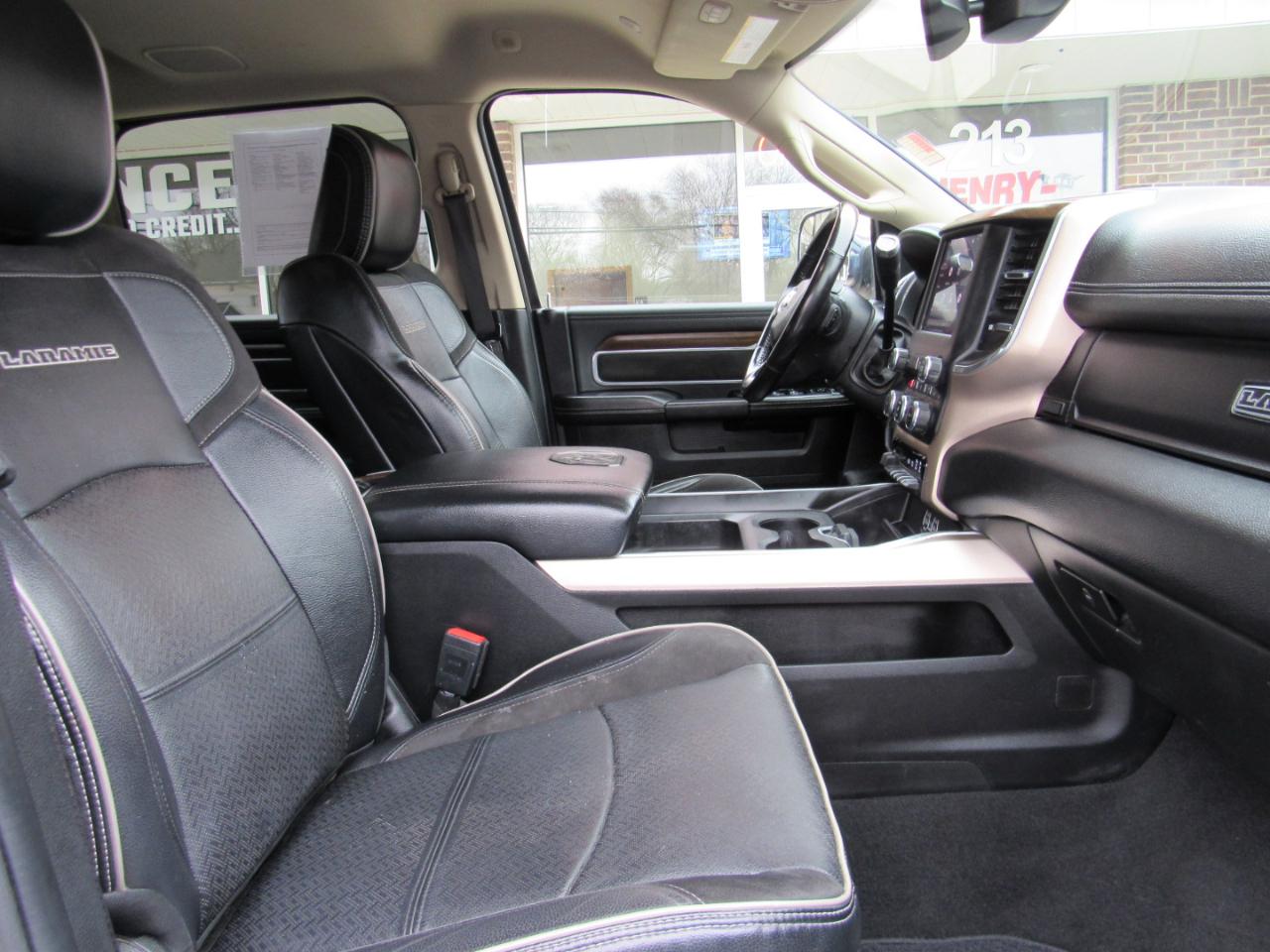 RAM 2500 Laramie Crew Cab 4WD 2022