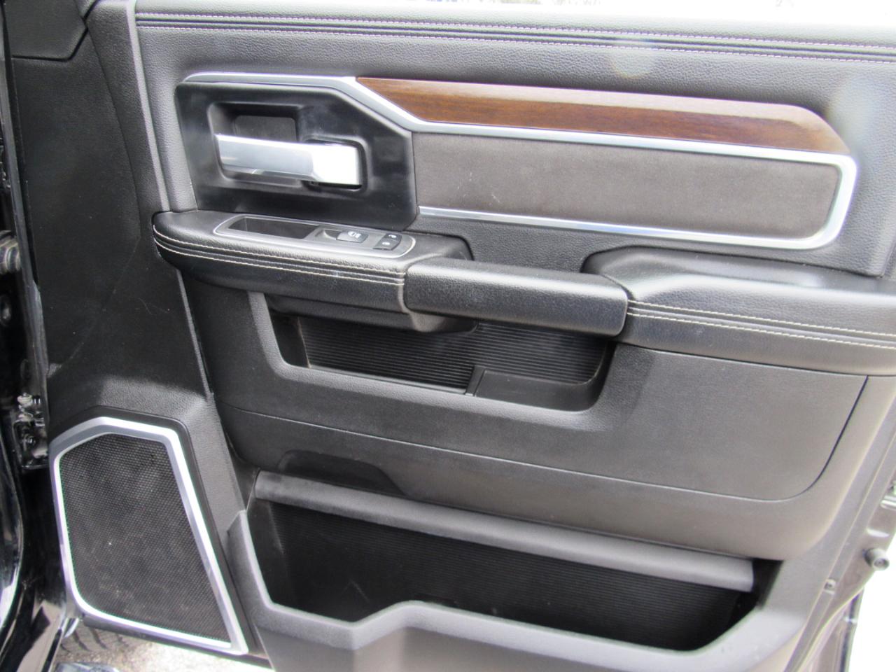 RAM 2500 Laramie Crew Cab 4WD 2022