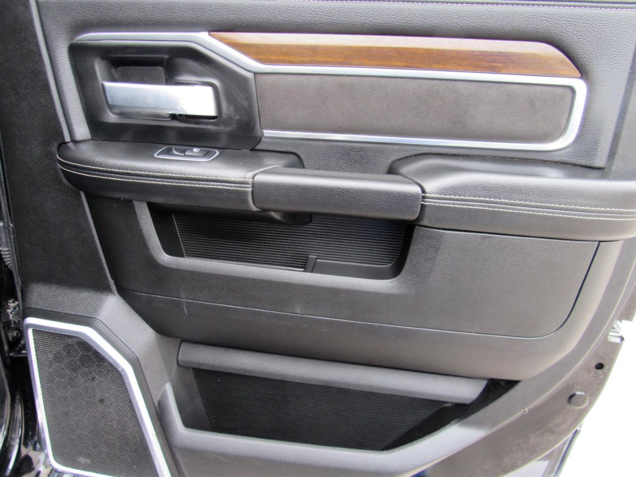 RAM 2500 Laramie Crew Cab 4WD 2022