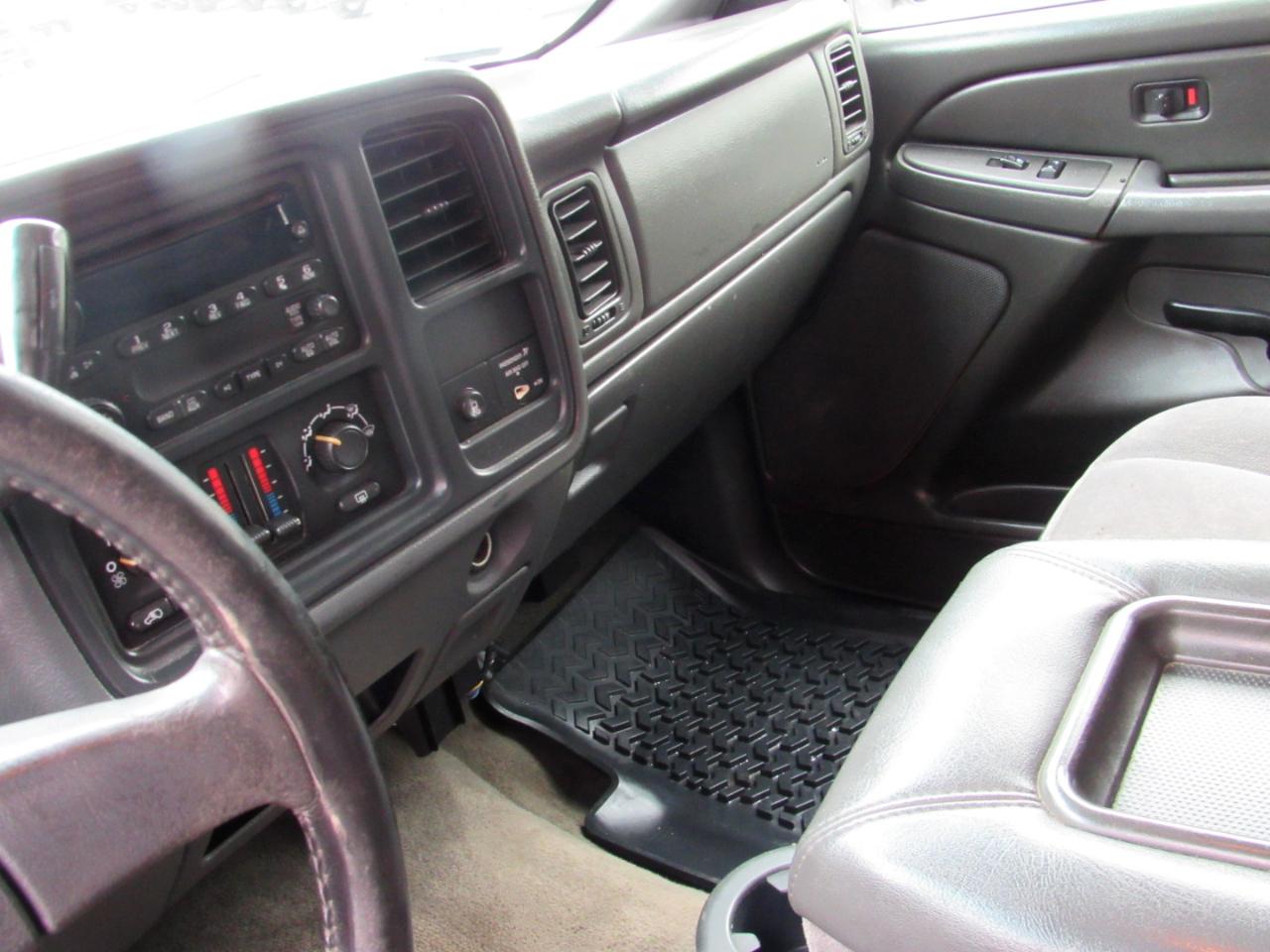 GMC Sierra 2500HD  2006