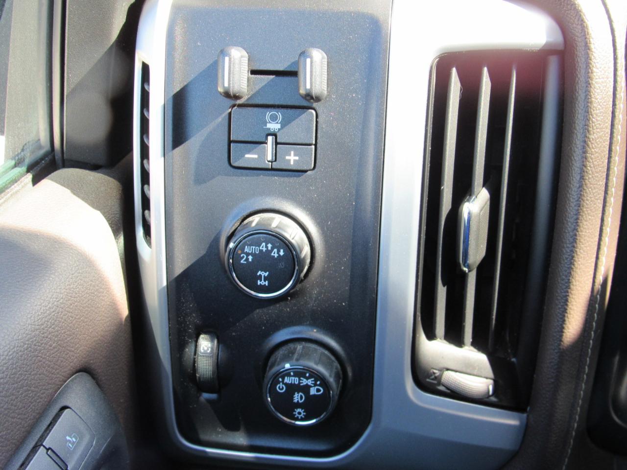 GMC Sierra 1500 SLT Crew Cab 4WD 2017