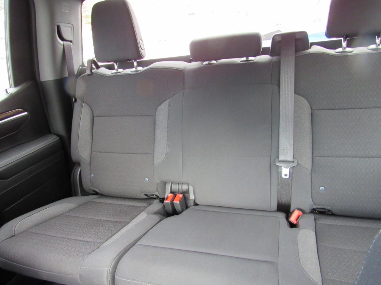 Chevrolet Silverado 1500 RST Crew Cab 4WD 2026