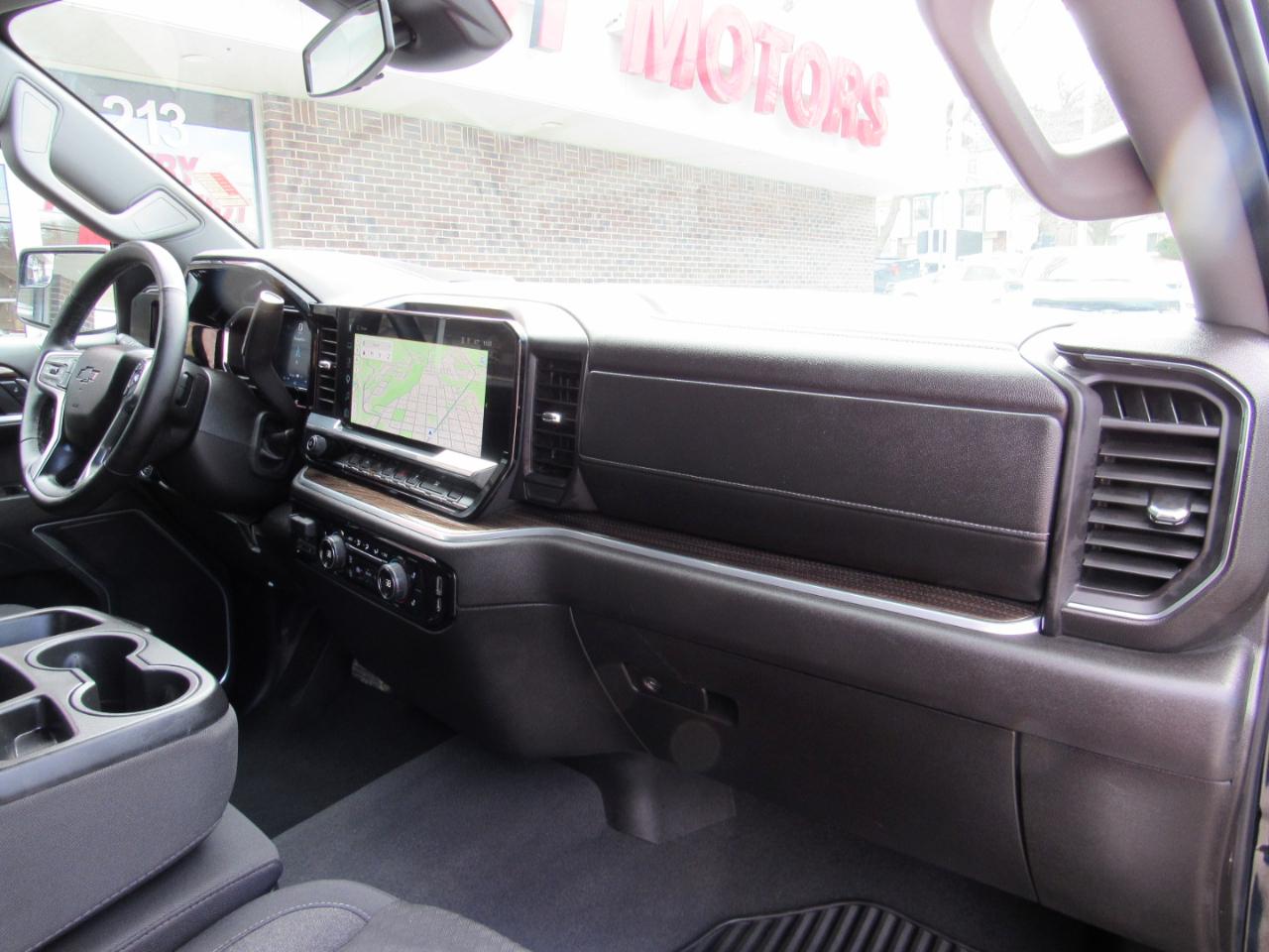 Chevrolet Silverado 1500 RST Crew Cab 4WD 2026