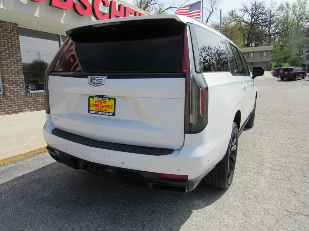 Cadillac Escalade ESV  2021