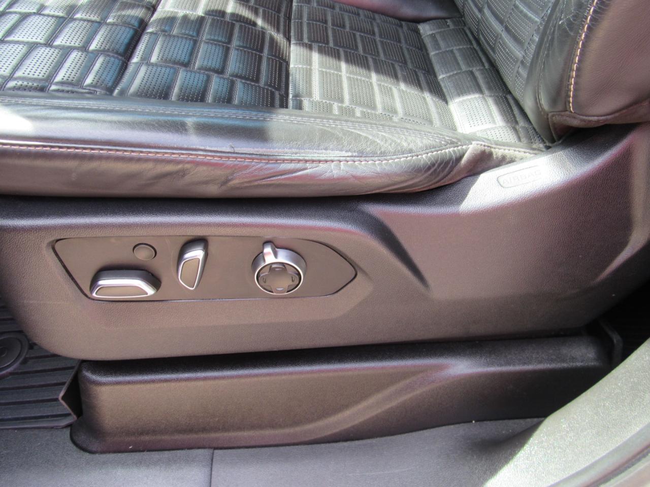 Cadillac Escalade ESV  2021