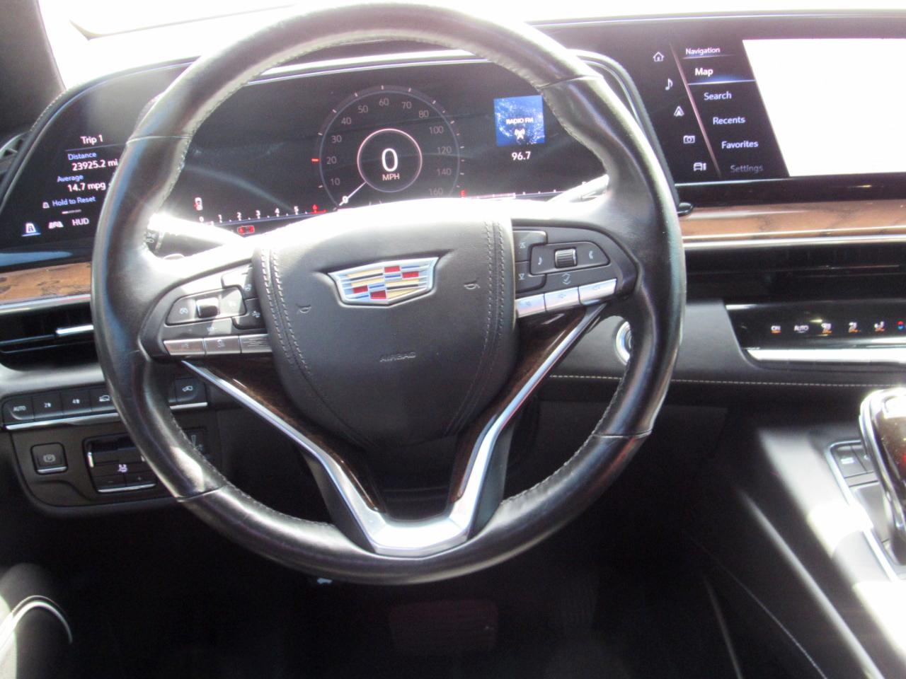 Cadillac Escalade ESV  2021