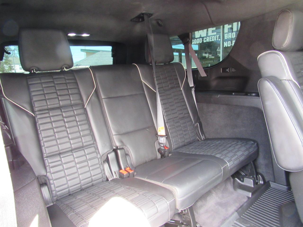 Cadillac Escalade ESV  2021