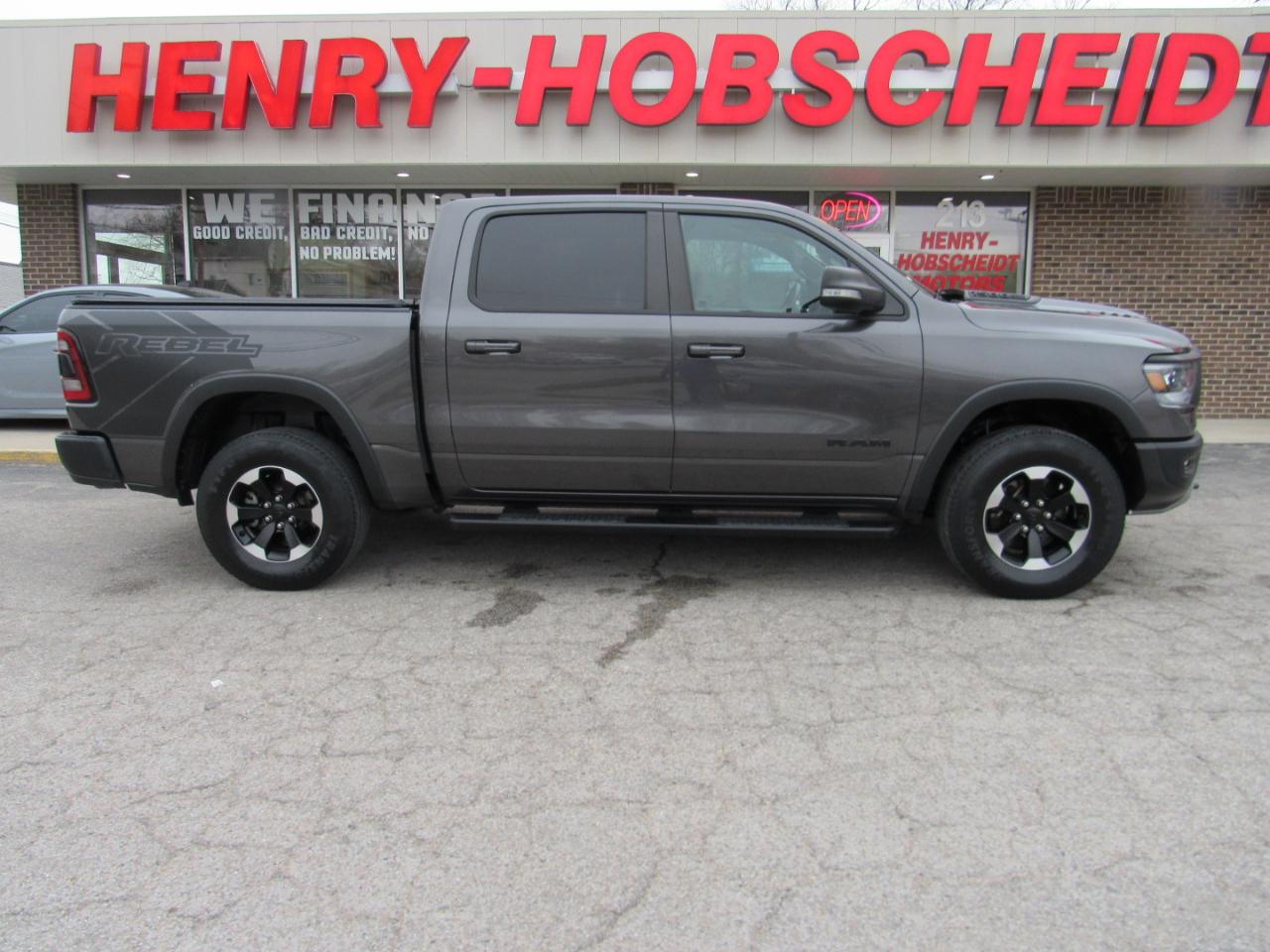 RAM 1500 Rebel Crew Cab 4WD 2020