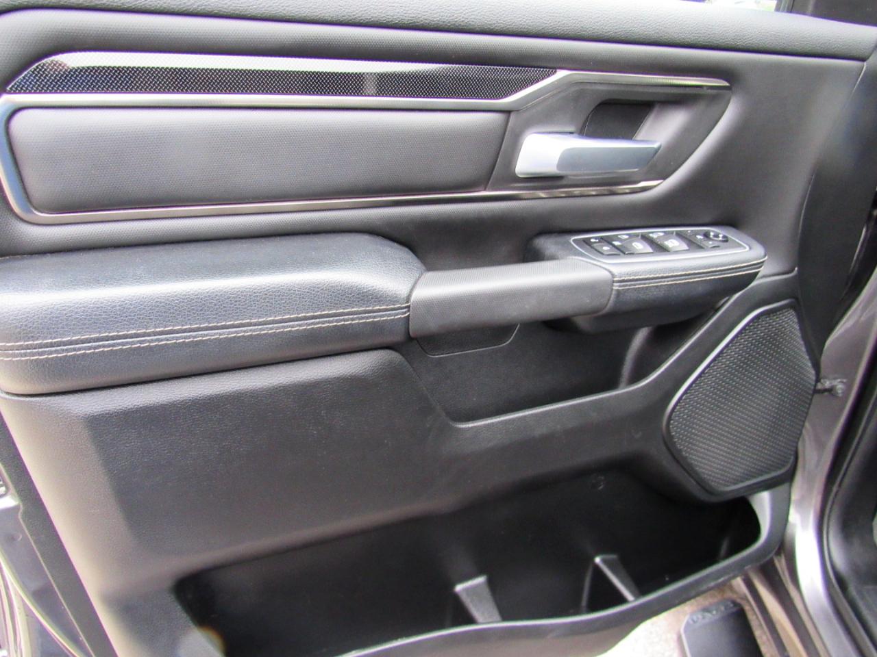 RAM 1500 Rebel Crew Cab 4WD 2020