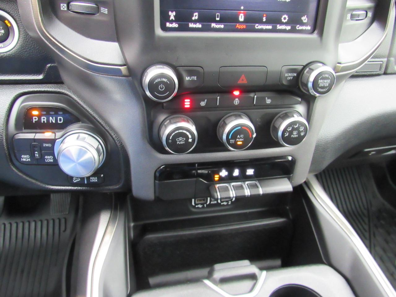 RAM 1500 Rebel Crew Cab 4WD 2020