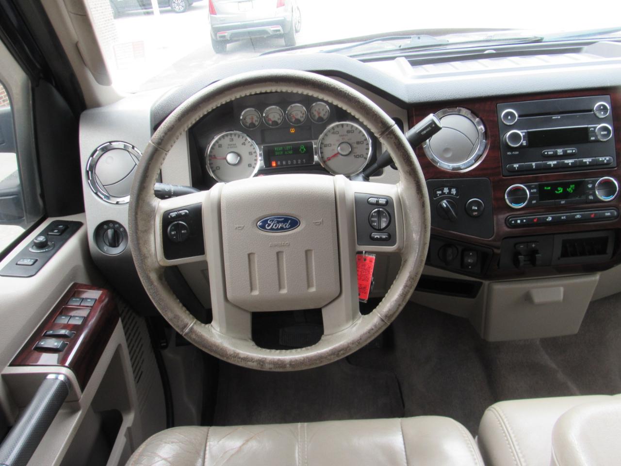 Ford Super Duty F-250 SRW  2009