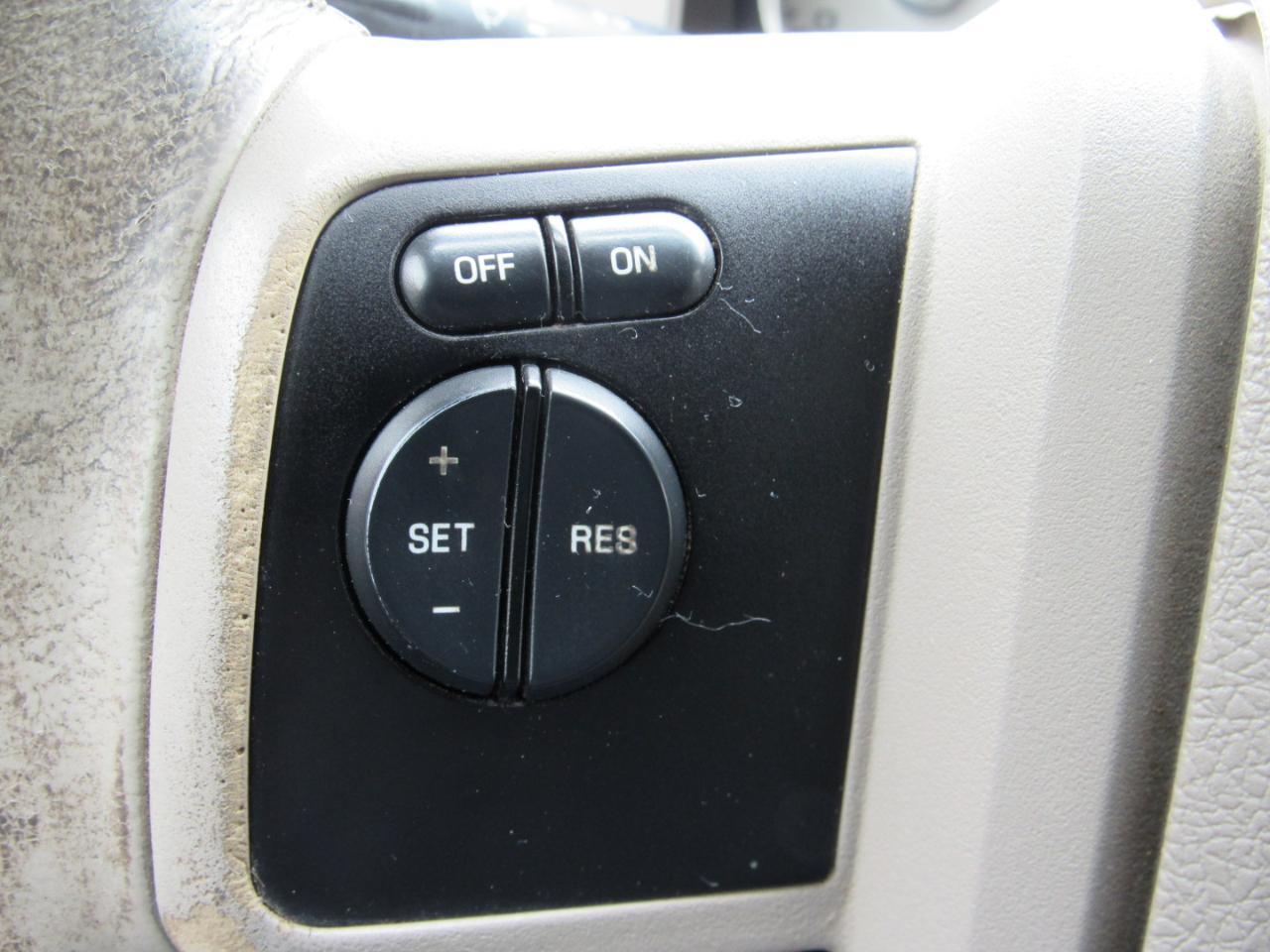 Ford Super Duty F-250 SRW  2009