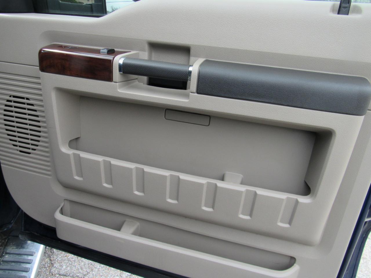 Ford Super Duty F-250 SRW  2009