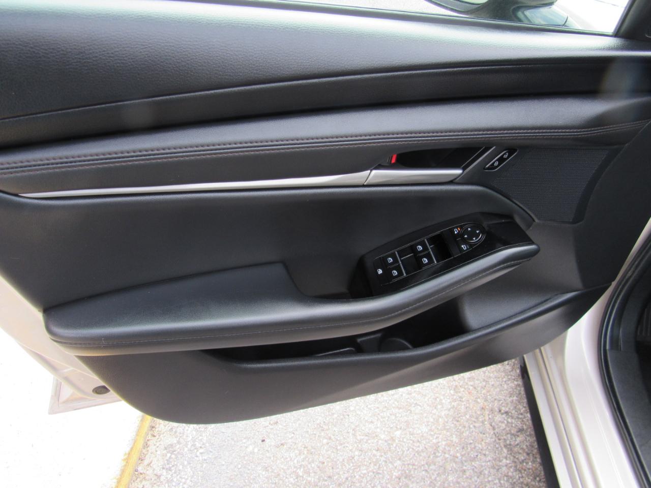 Mazda Mazda3 Sedan 2.5 S Select Sport FWD 2024