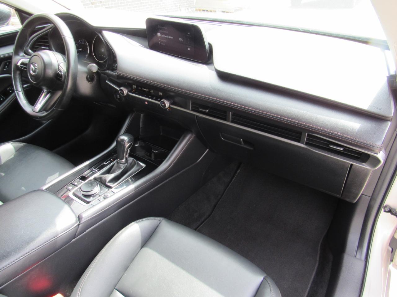 Mazda Mazda3 Sedan 2.5 S Select Sport FWD 2024