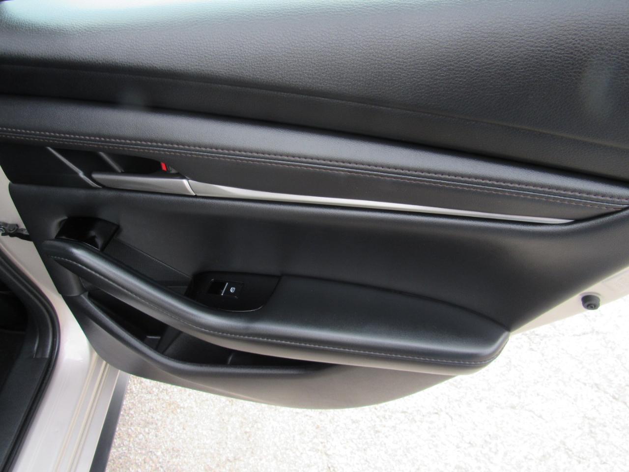 Mazda Mazda3 Sedan 2.5 S Select Sport FWD 2024