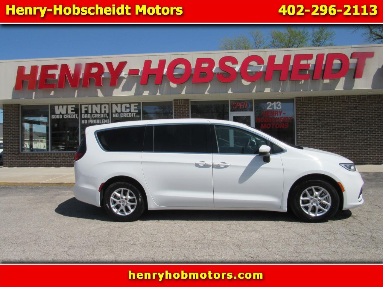 2023 Chrysler Pacifica Touring L FWD