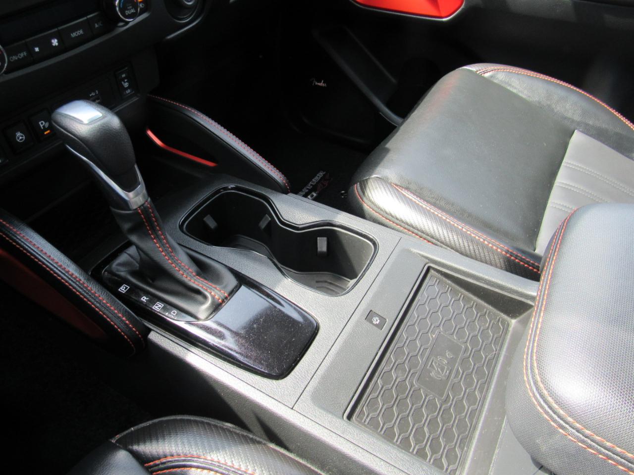 Nissan Frontier PRO-4X Crew Cab 4WD 2023