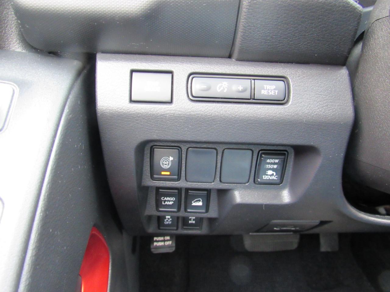 Nissan Frontier PRO-4X Crew Cab 4WD 2023