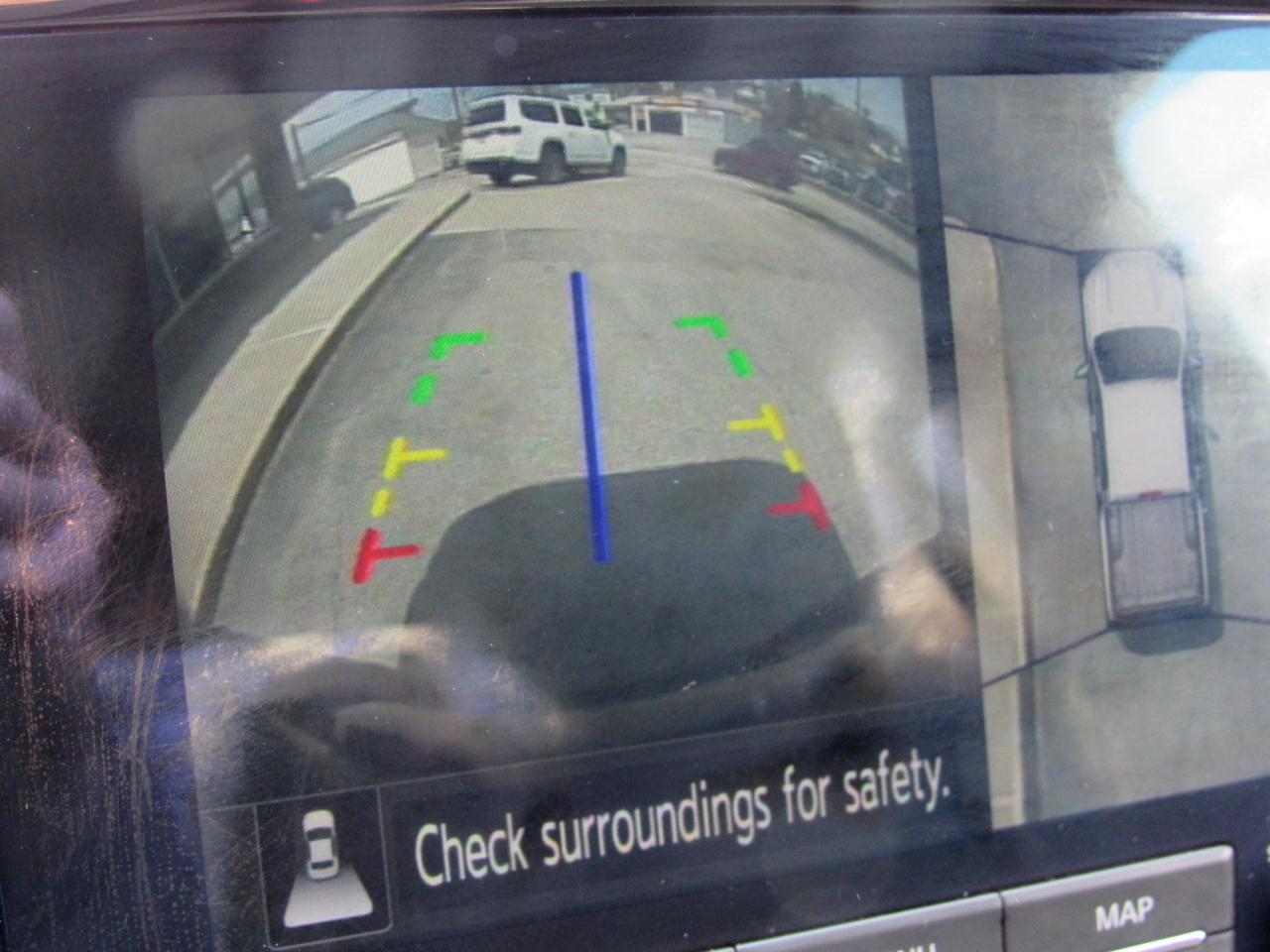 Nissan Frontier PRO-4X Crew Cab 4WD 2023