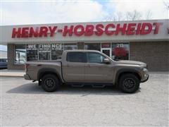 2023 Nissan Frontier 