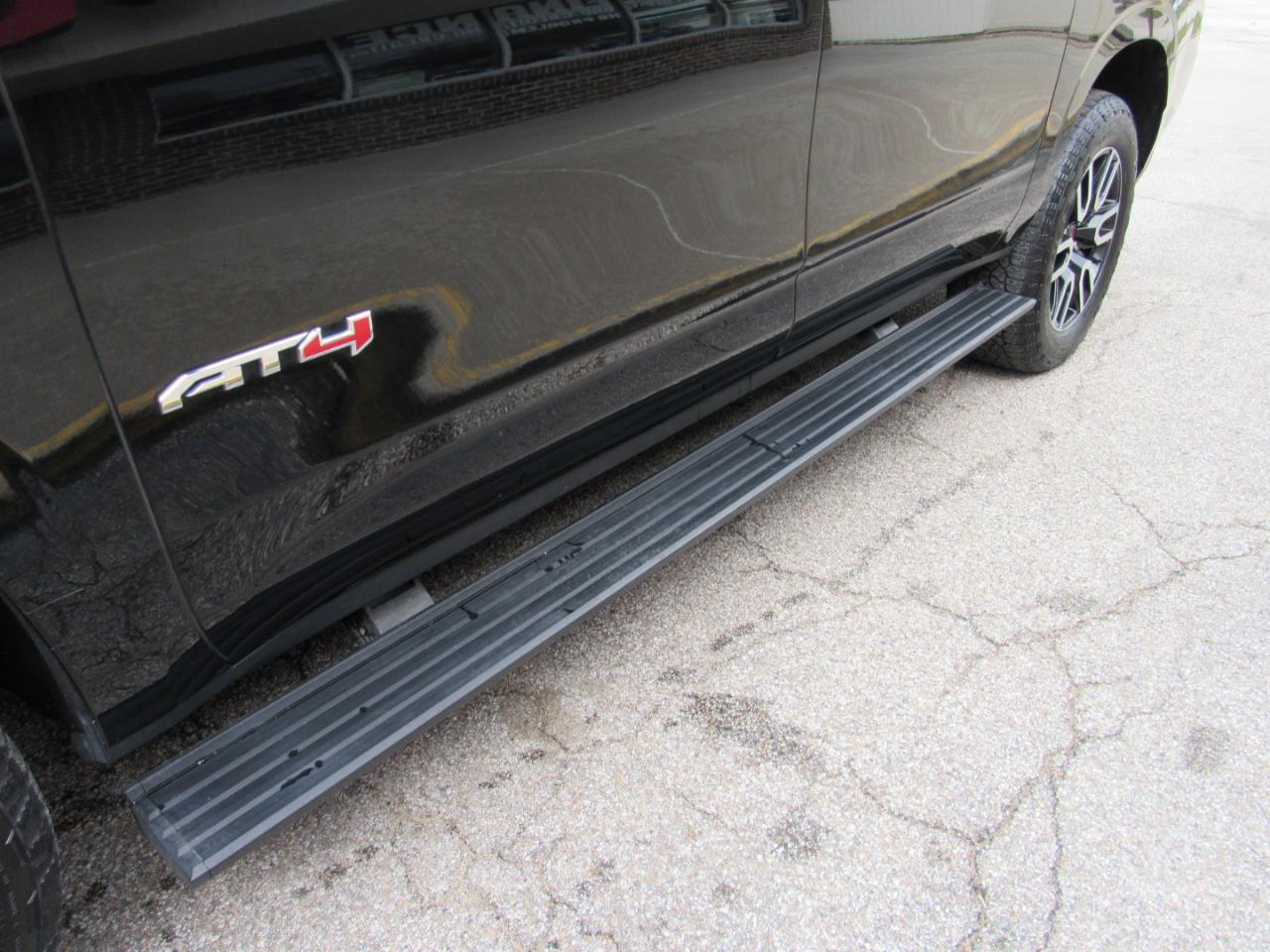 GMC Yukon XL AT4 4WD 2021