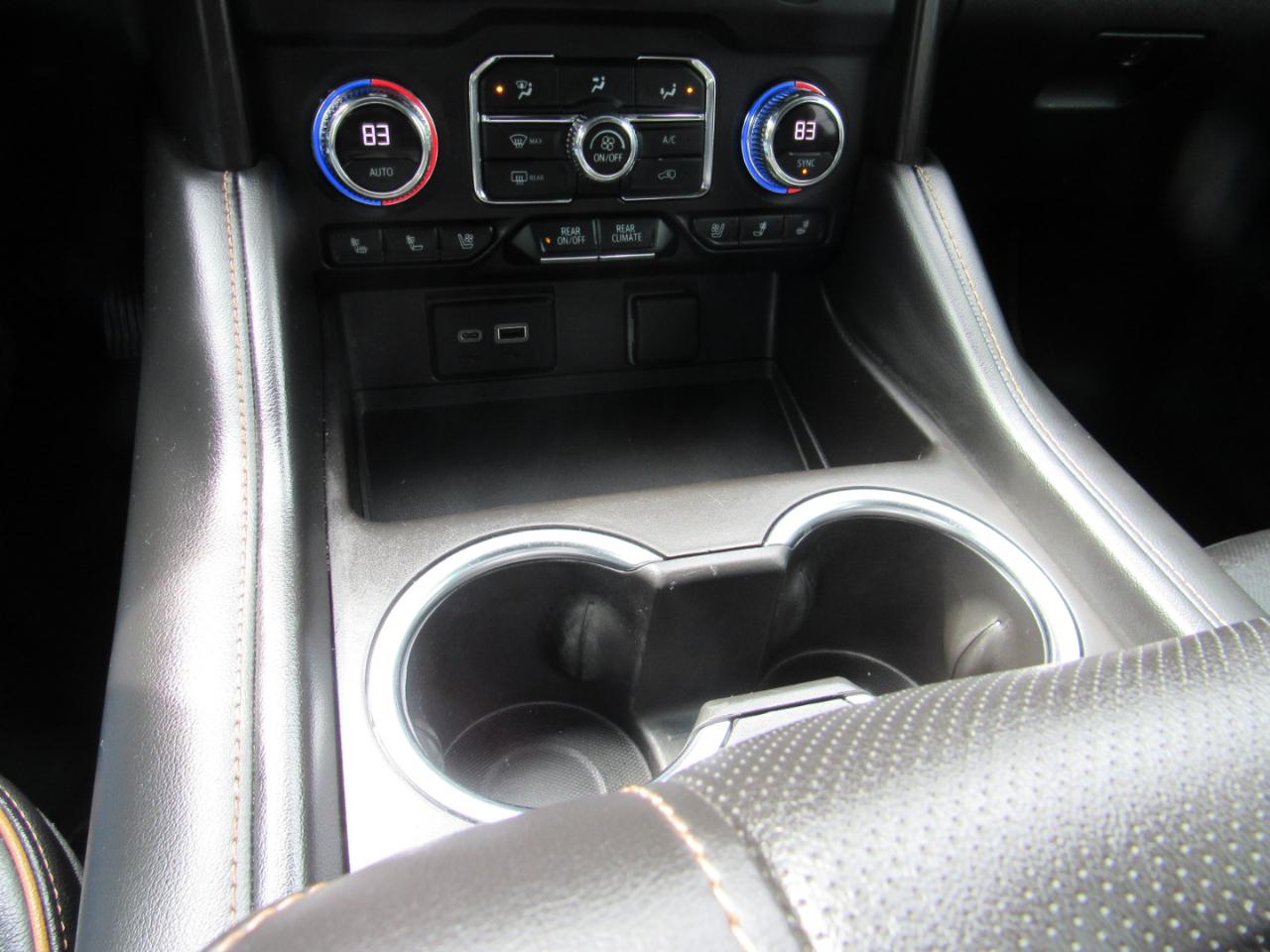 GMC Yukon XL AT4 4WD 2021