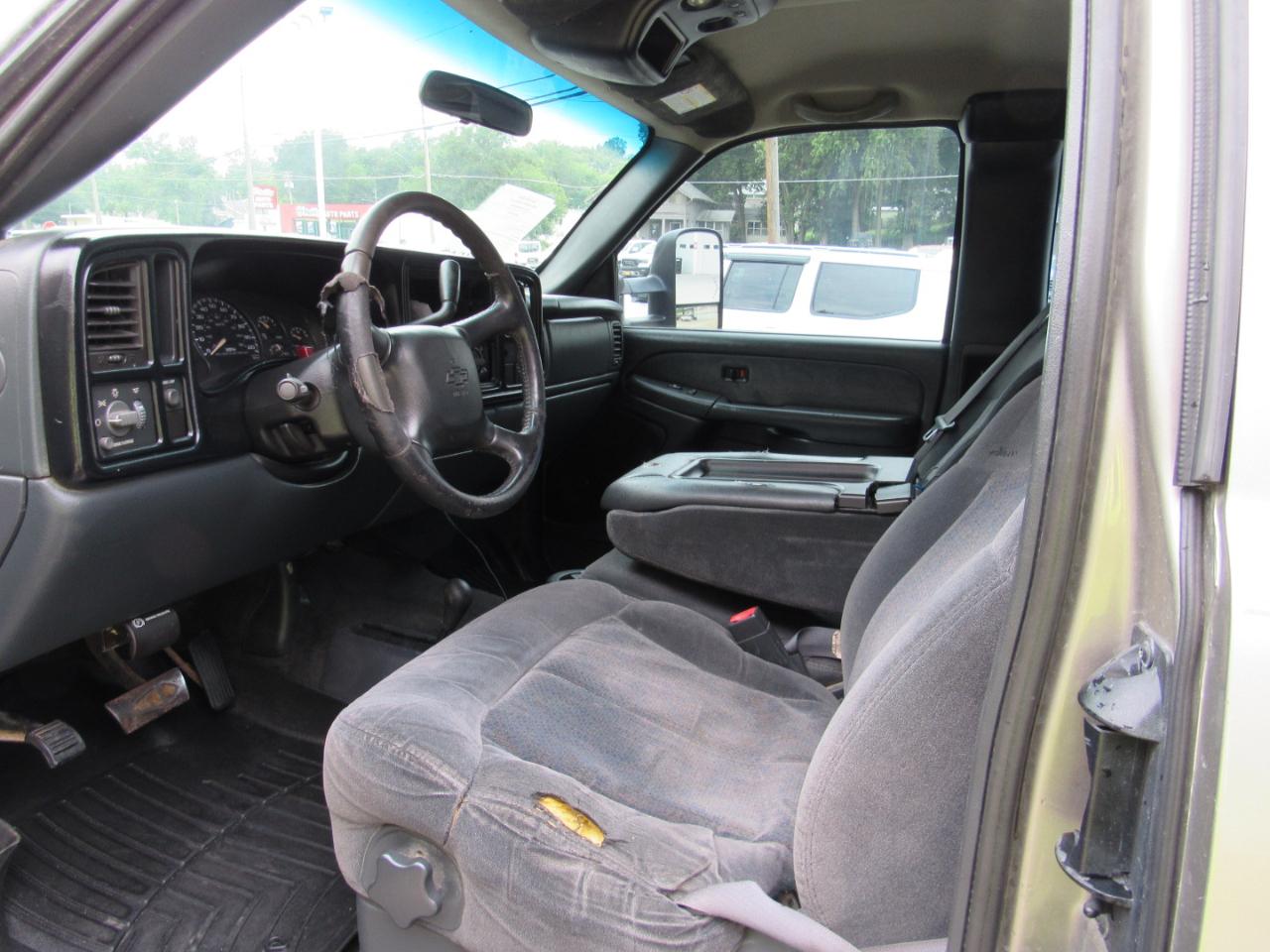Chevrolet Silverado 2500HD LS Ext. Cab 4WD 2002