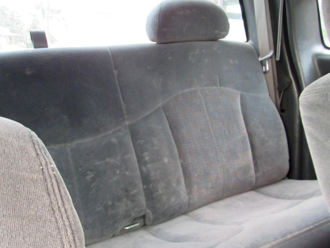 Chevrolet Silverado 2500HD LS Ext. Cab 4WD 2002