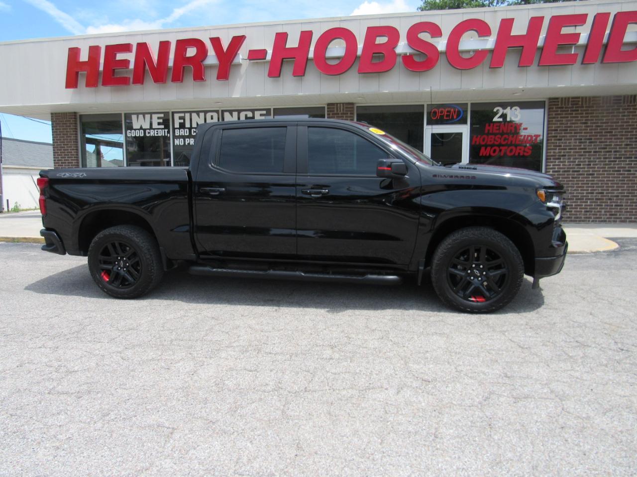 Chevrolet Silverado 1500 RST Crew Cab 4WD 2023