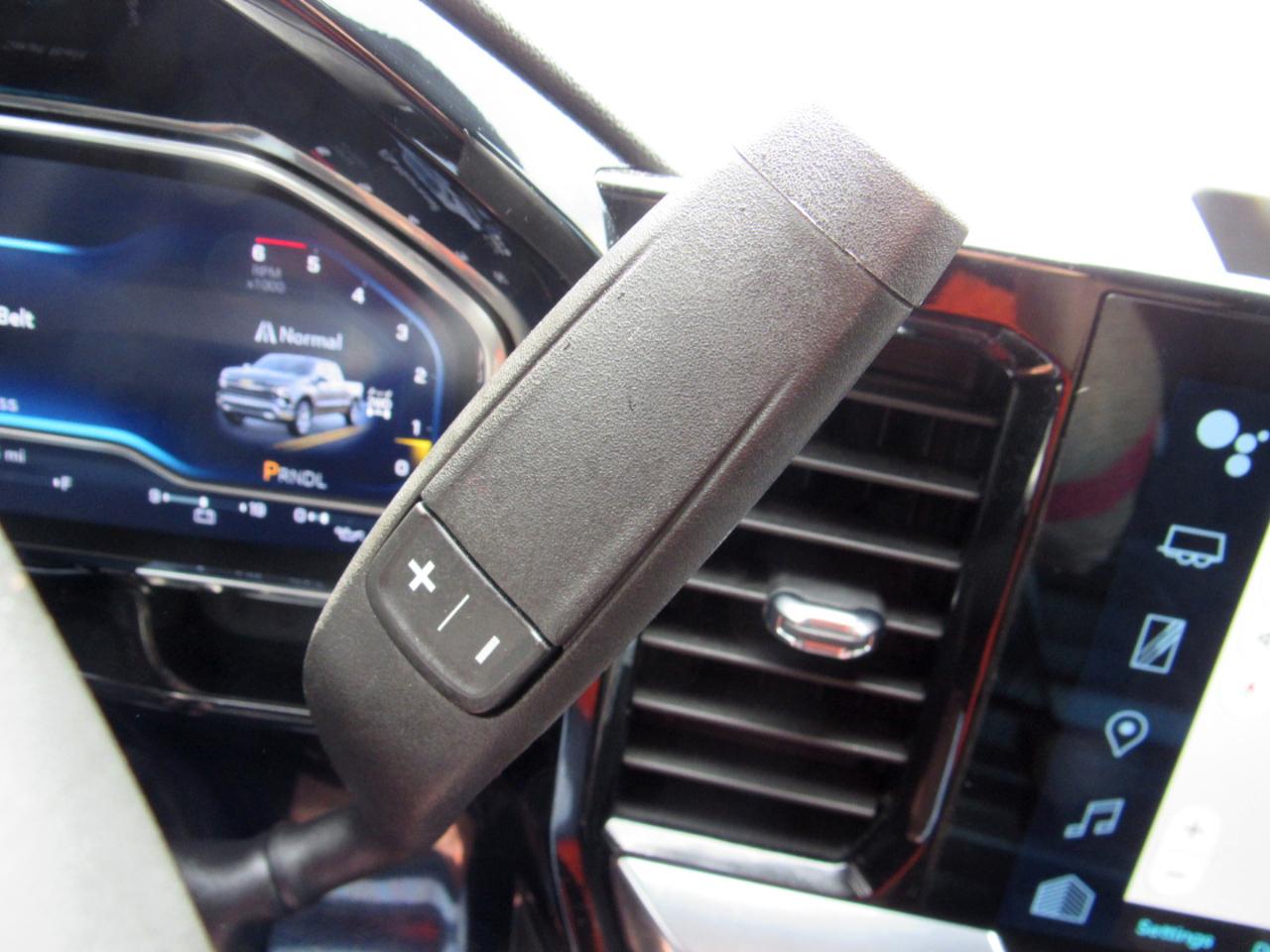 Chevrolet Silverado 1500 RST Crew Cab 4WD 2023