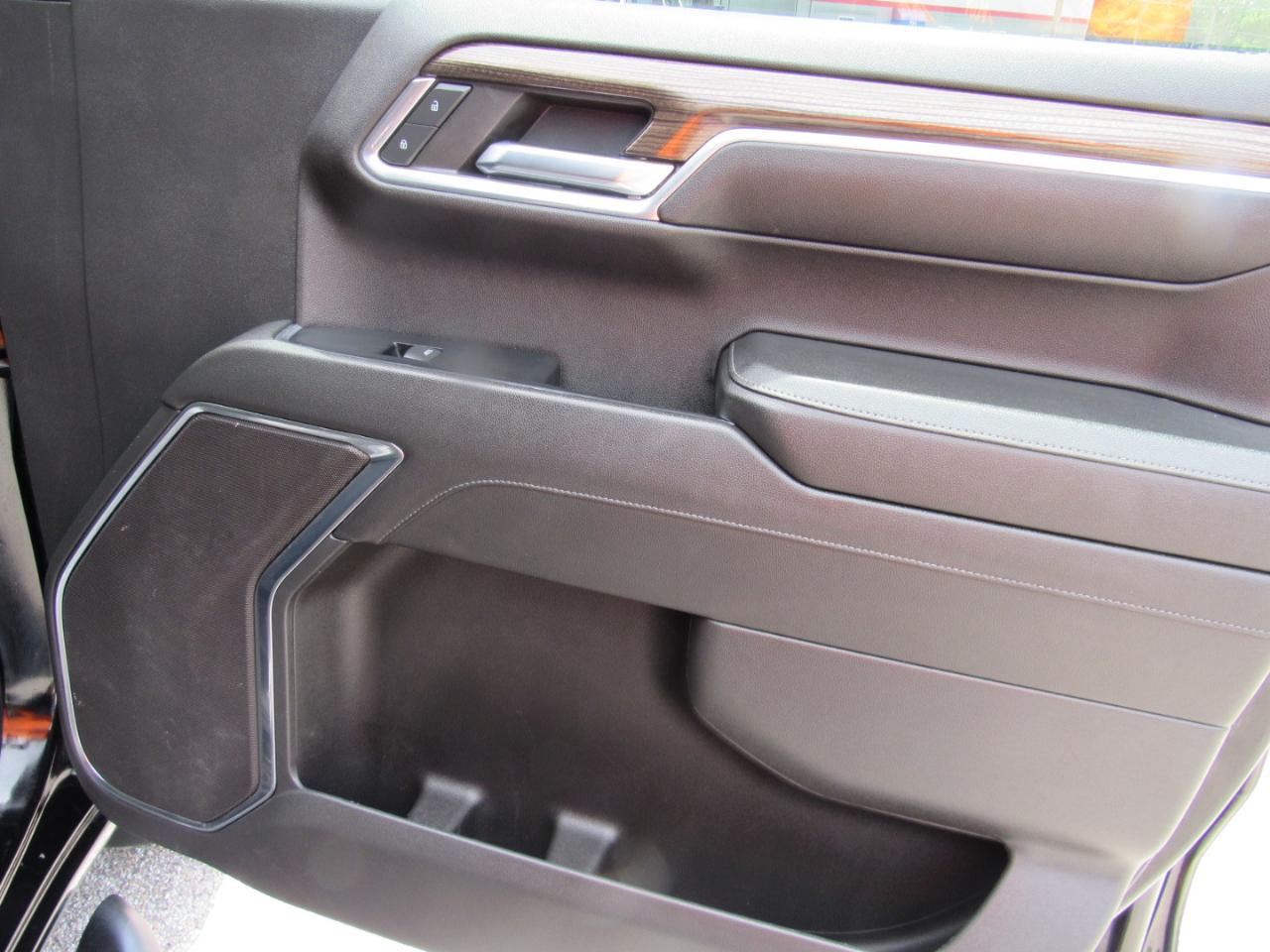 Chevrolet Silverado 1500 RST Crew Cab 4WD 2023