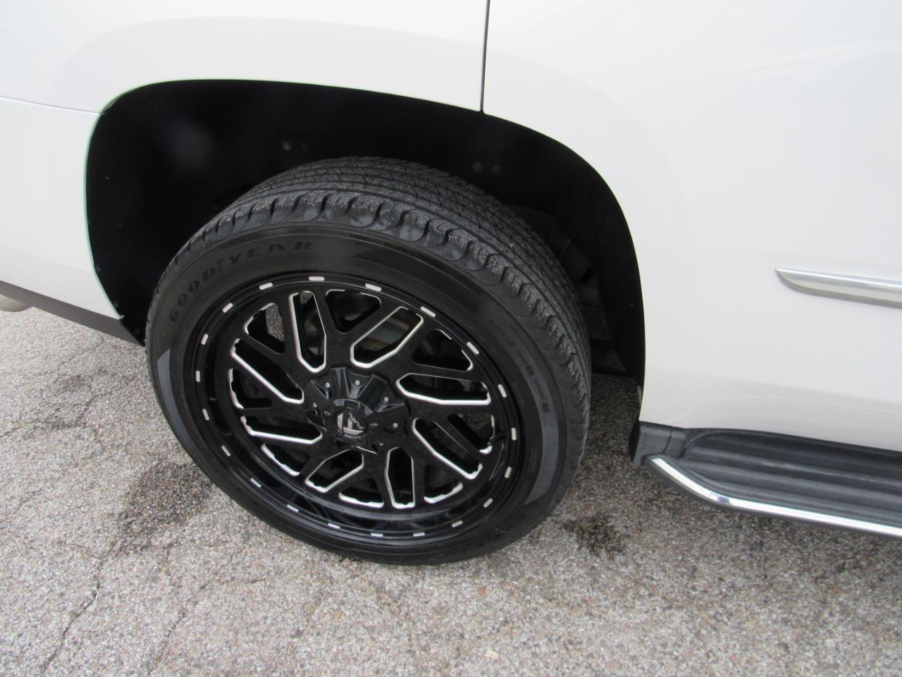 Cadillac Escalade Luxury AWD 2017
