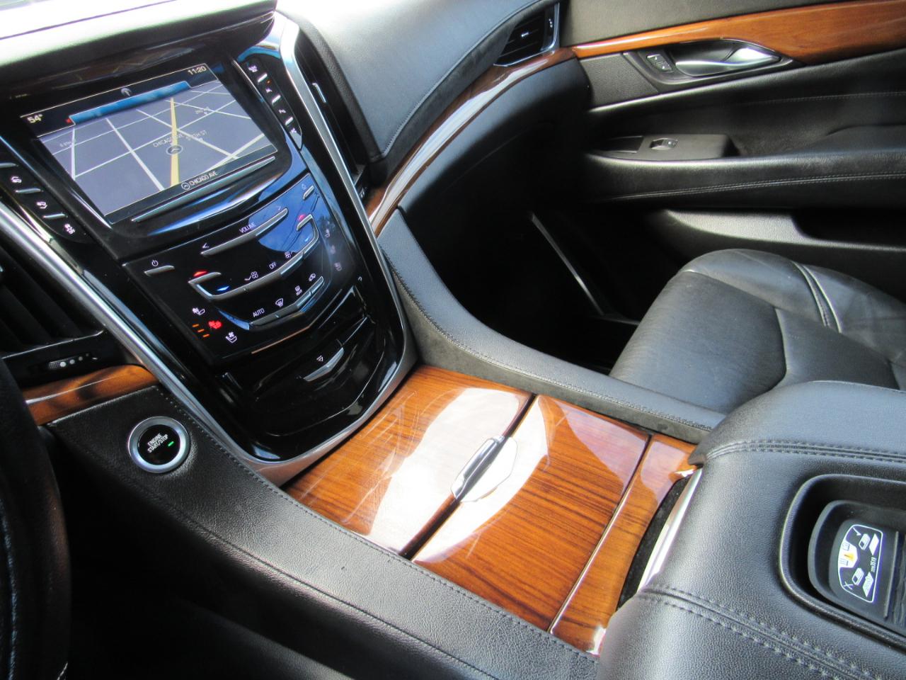 Cadillac Escalade Luxury AWD 2017