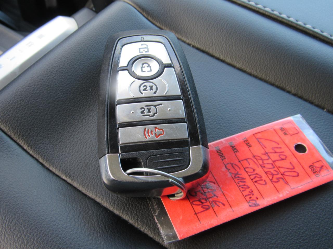 Ford Expedition Platinum 4WD 2025