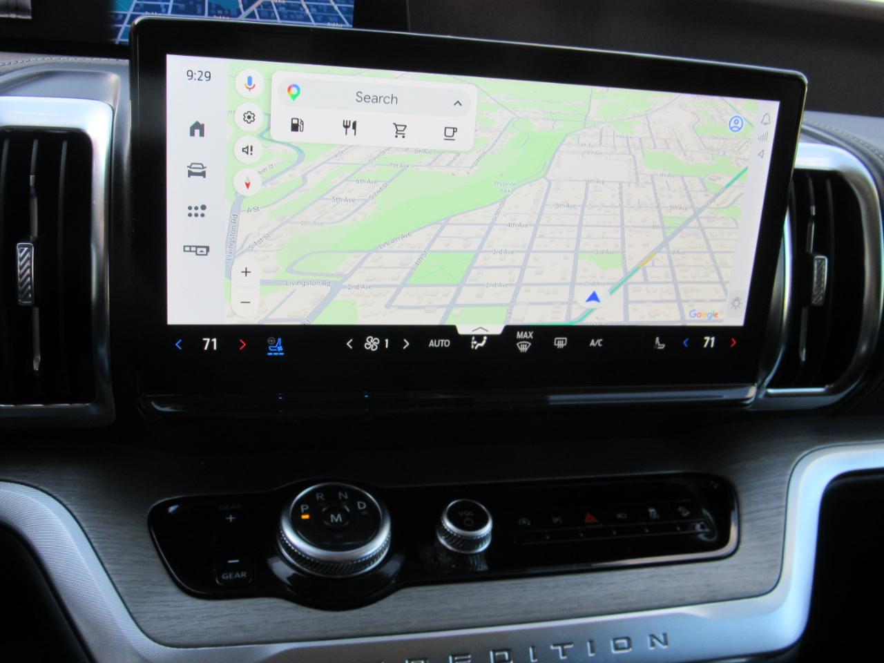 Ford Expedition Platinum 4WD 2025