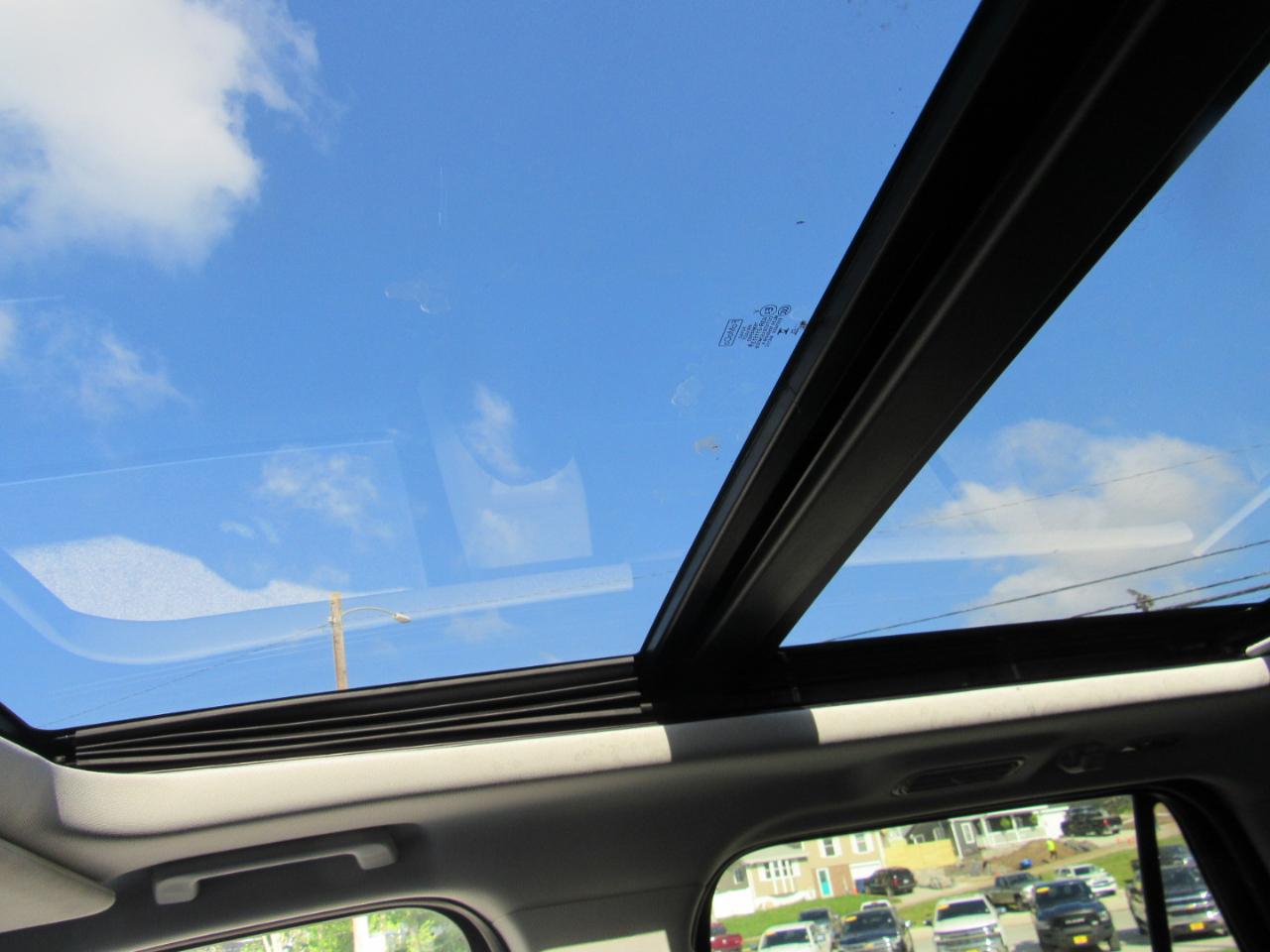 Ford Expedition Platinum 4WD 2025