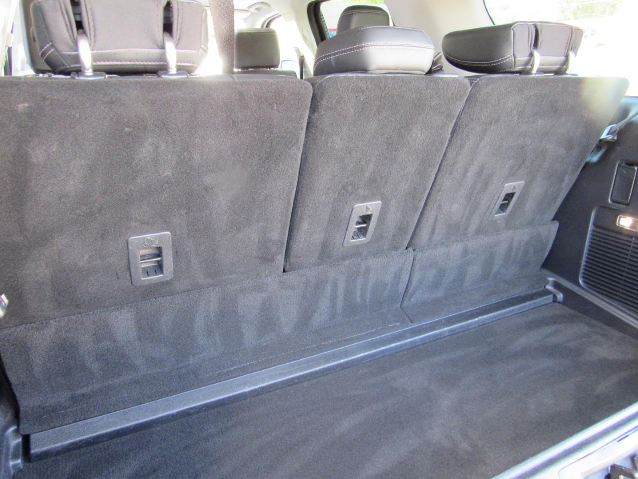 Ford Expedition Platinum 4WD 2025