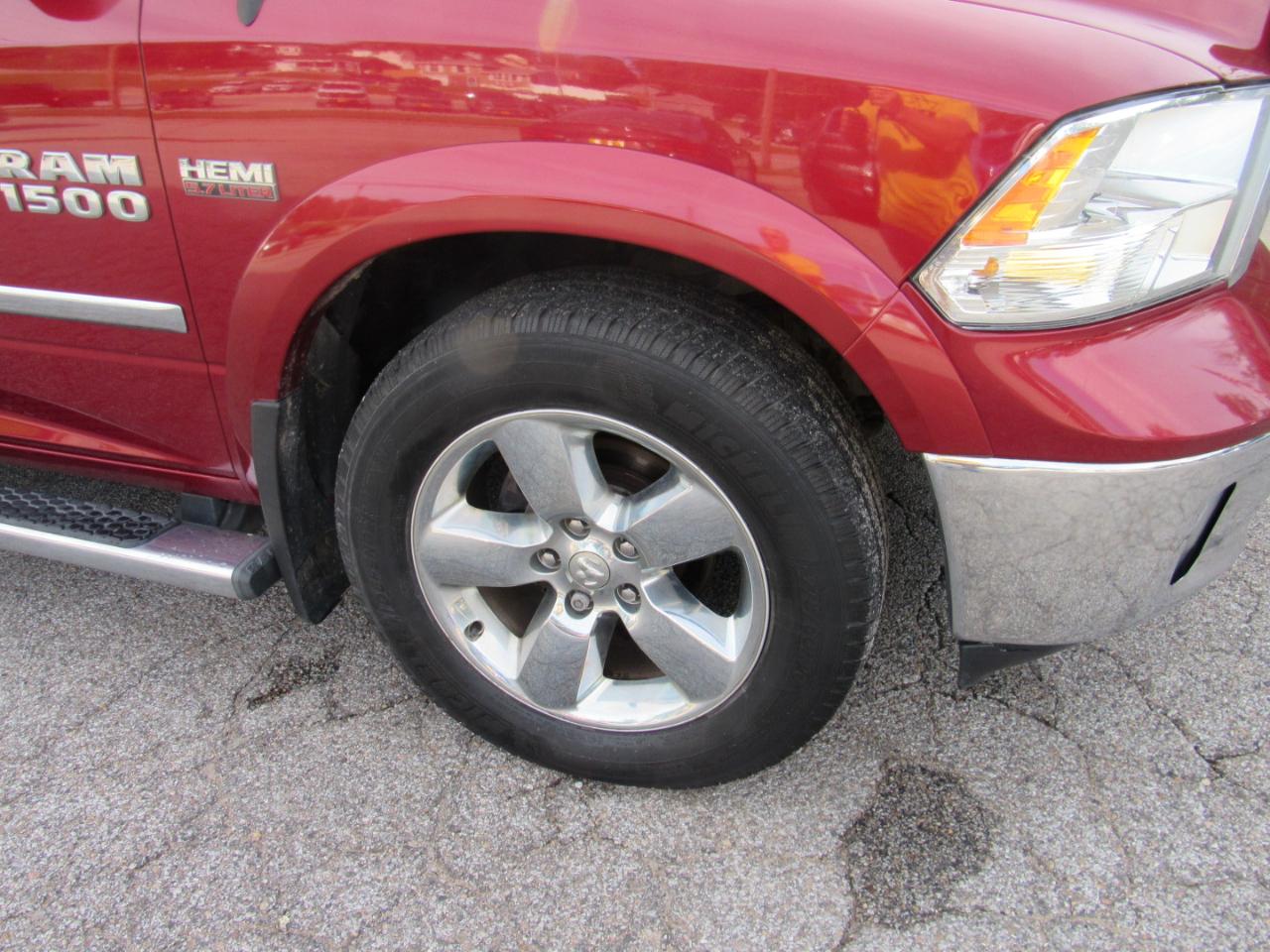 RAM 1500 Big Horn Quad Cab 4WD 2015