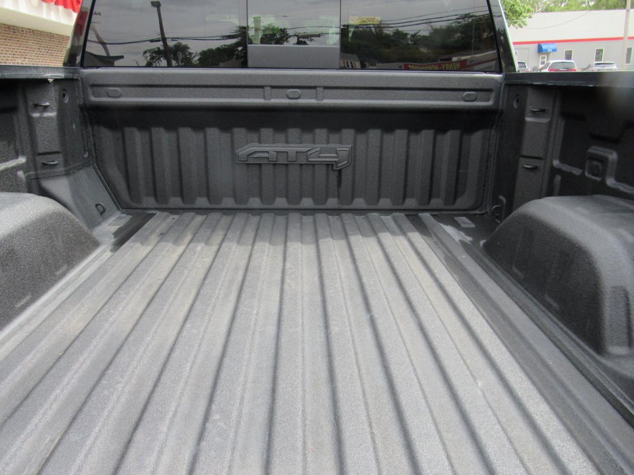 GMC Sierra 1500 AT4 Crew Cab 4WD 2020