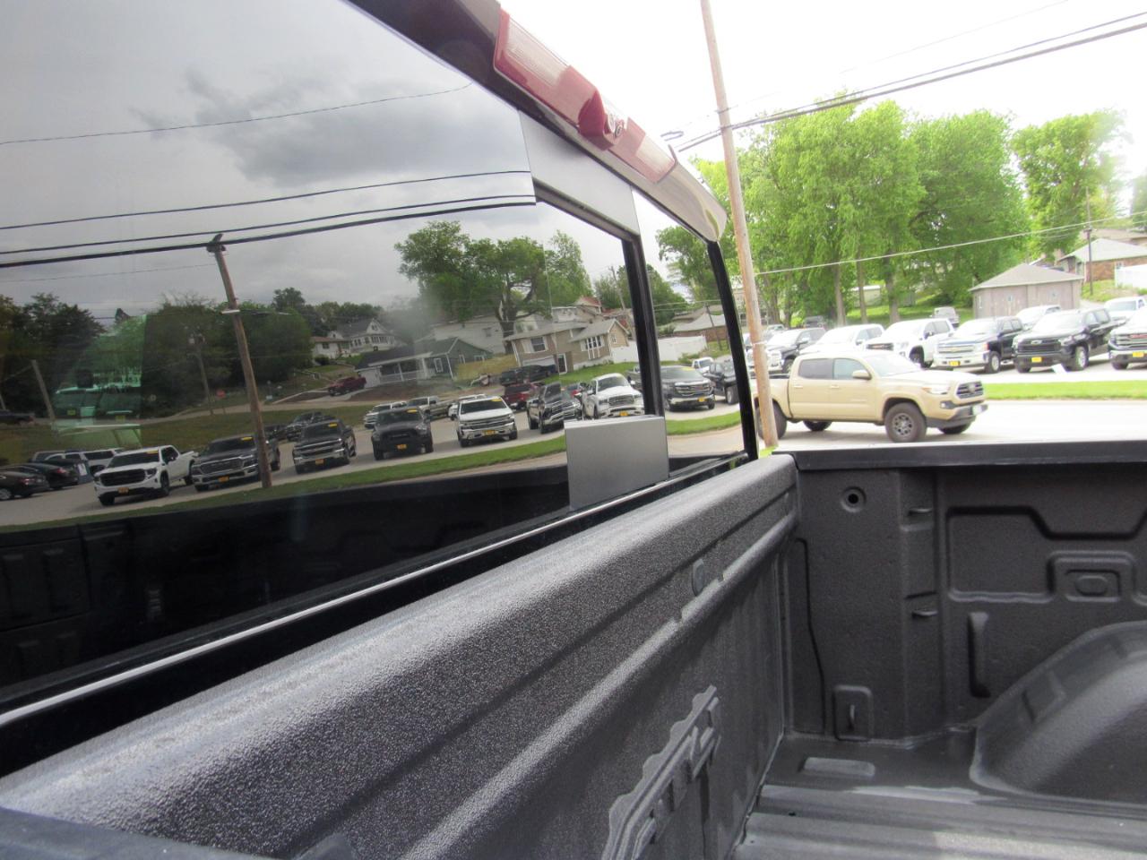 GMC Sierra 1500 AT4 Crew Cab 4WD 2020