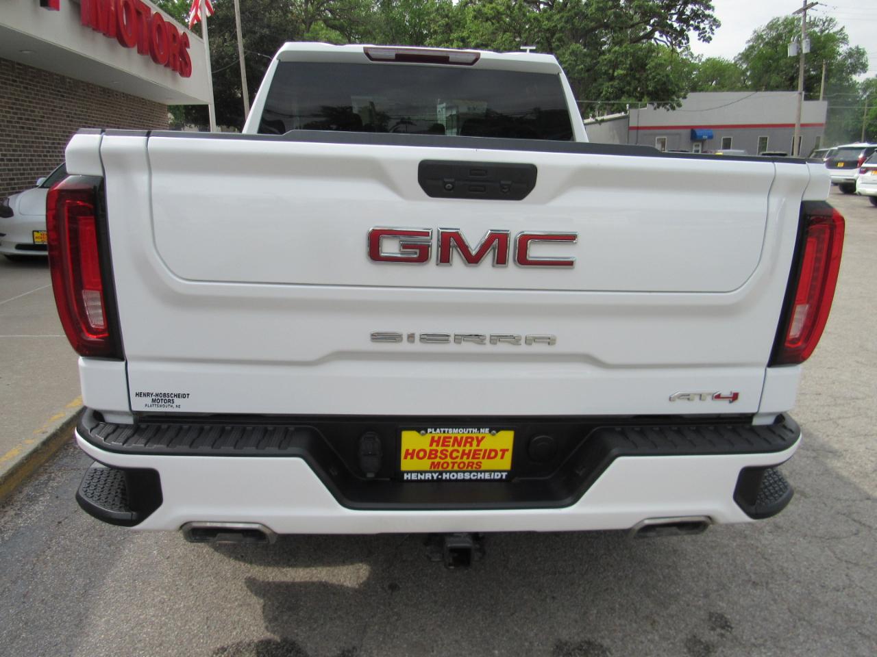 GMC Sierra 1500 AT4 Crew Cab 4WD 2021