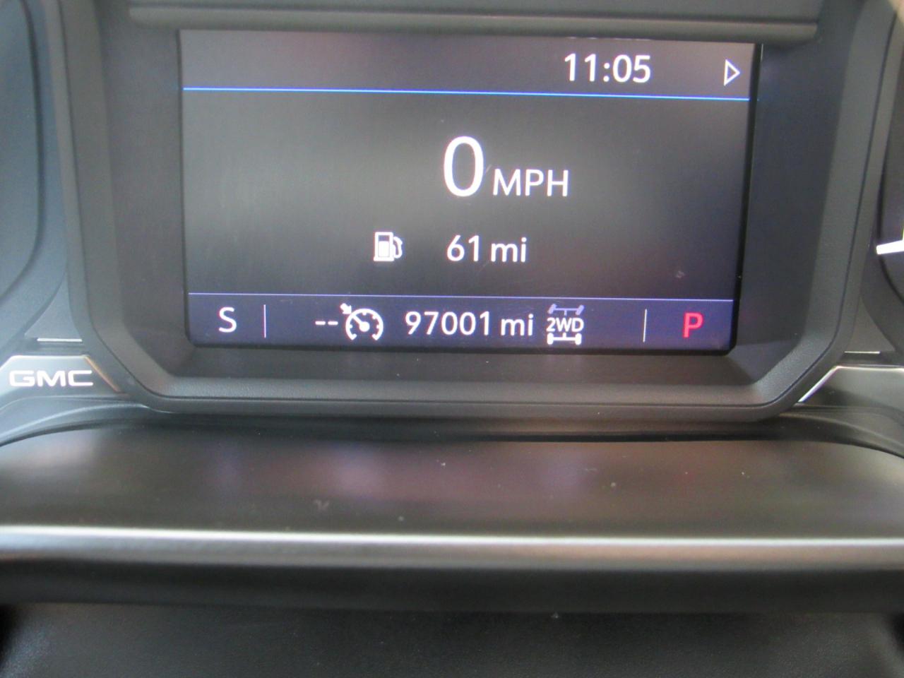 GMC Sierra 1500 AT4 Crew Cab 4WD 2021