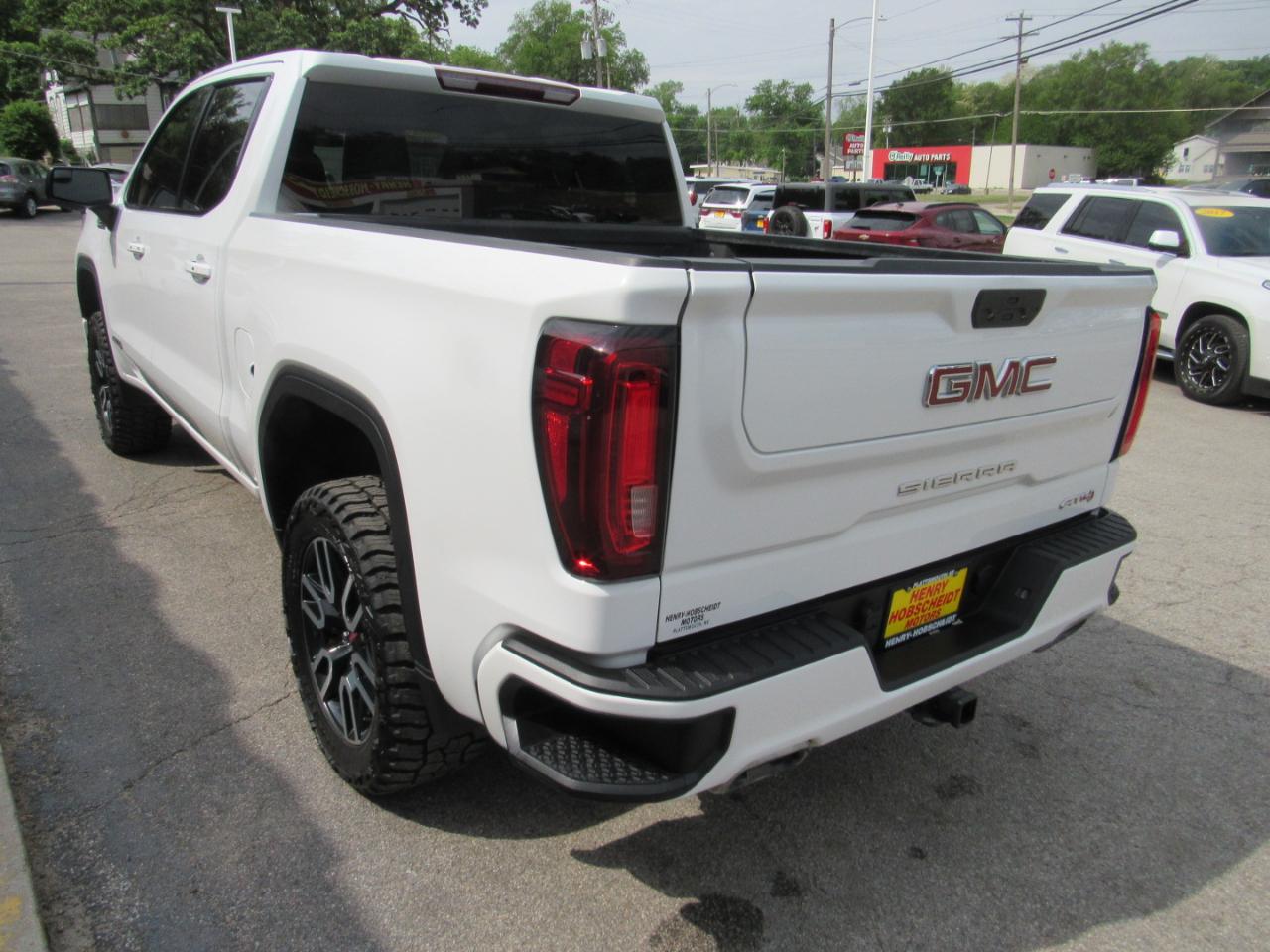 GMC Sierra 1500 AT4 Crew Cab 4WD 2021