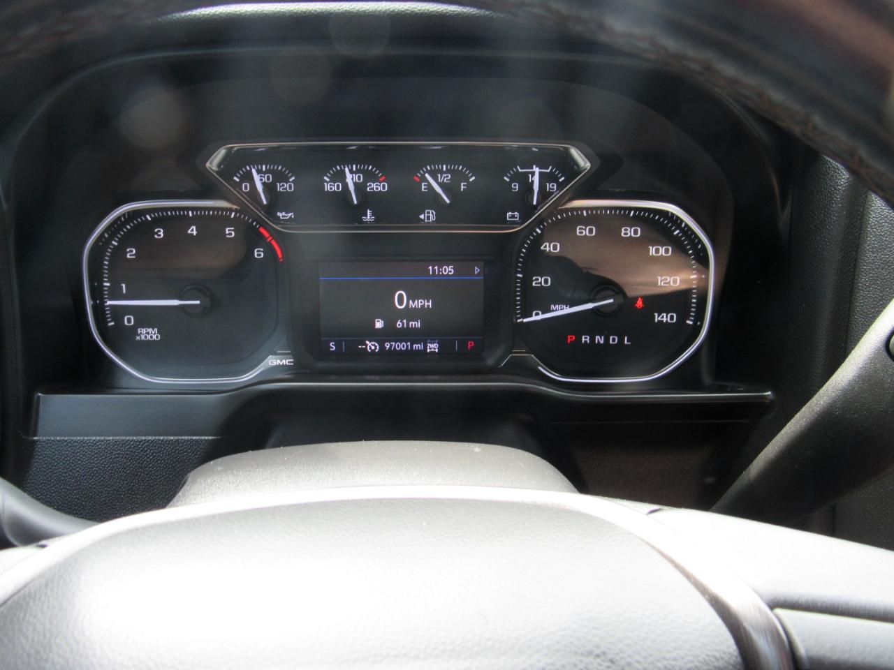 GMC Sierra 1500 AT4 Crew Cab 4WD 2021