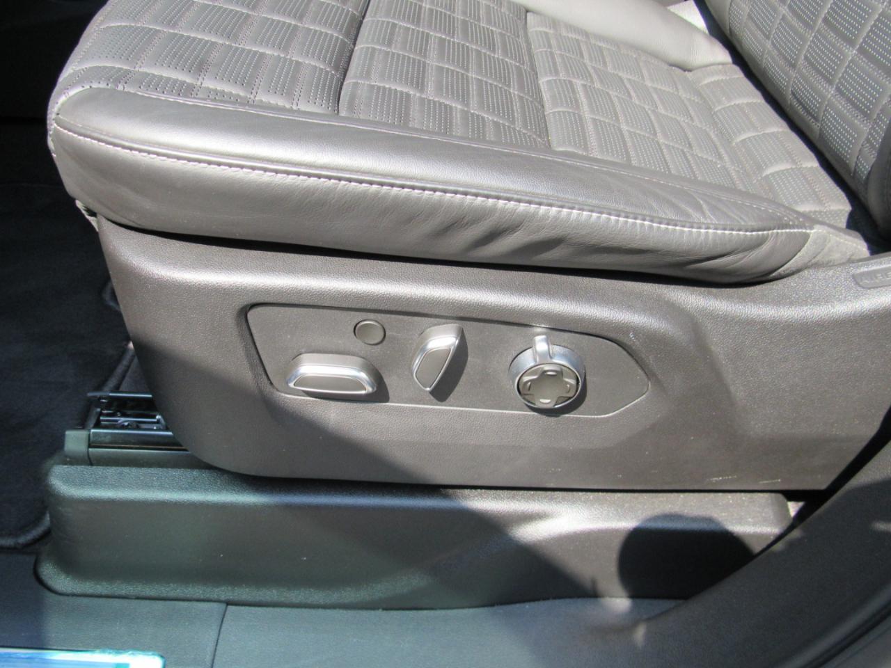 Cadillac Escalade Sport Platinum AWD 2026